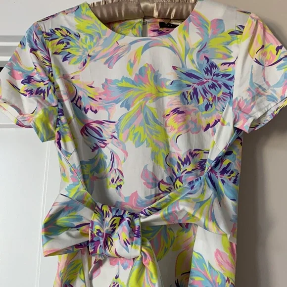 Abbey Glass front tie top size S - Picture 2 of 14